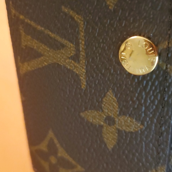 Louis Vuitton Monogram 6-key Holder with Original Dust Bag and Box - Picture 2 of 9